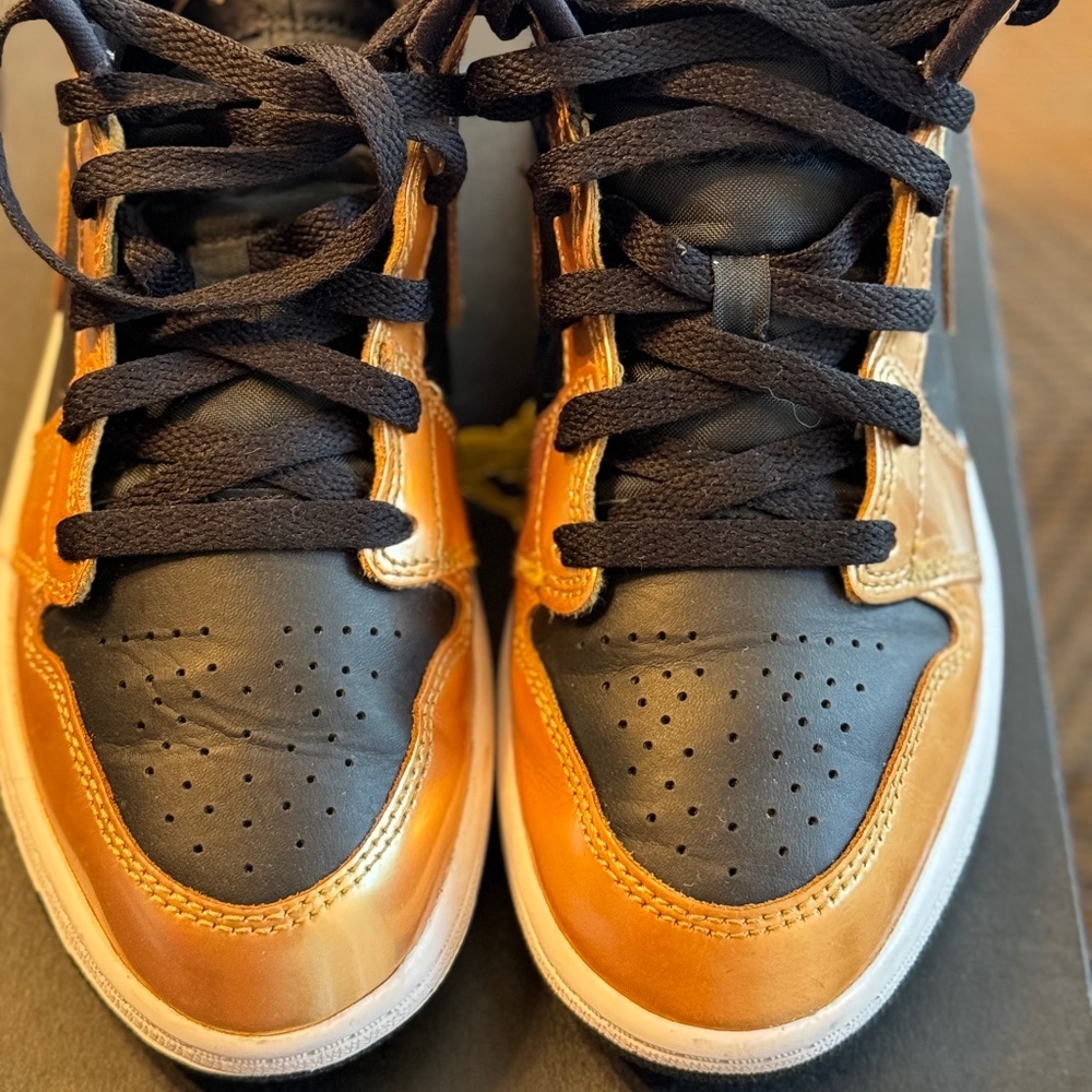 Jordan 1 Mid SE (PS)